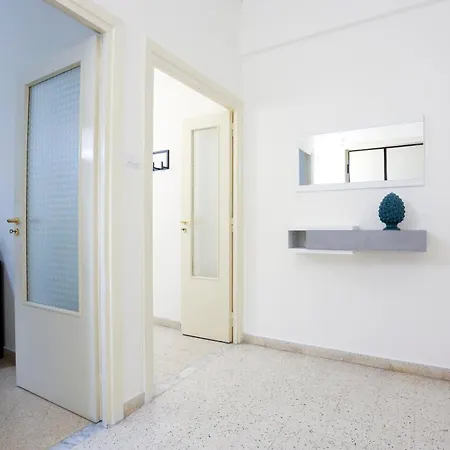 Guesthost - Casa Rosina * Salerno